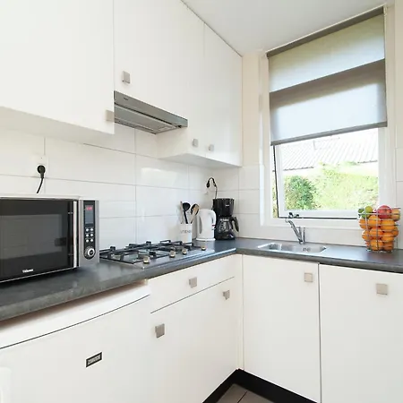 In South Holland Near The Ferienhaus