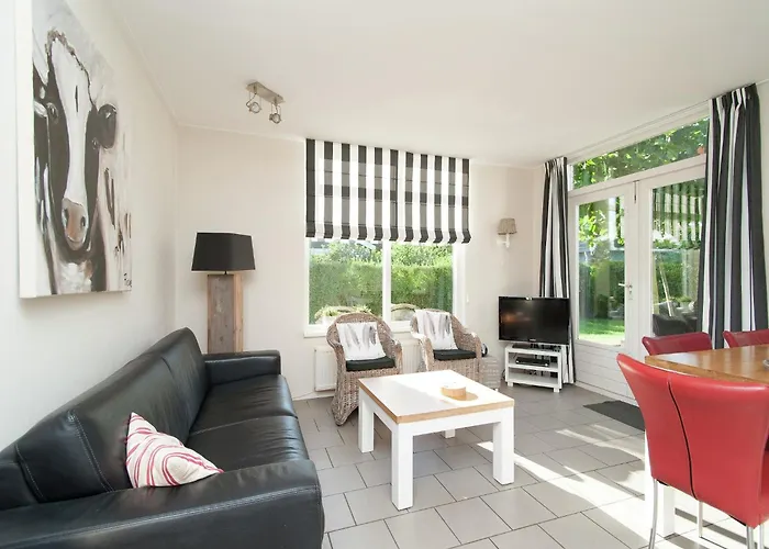 بيت للعطل In South Holland Near The