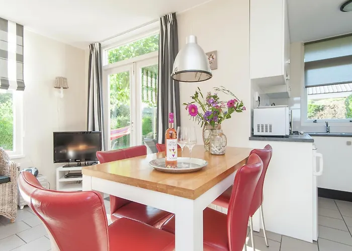 In South Holland Near The Prázdninový dům